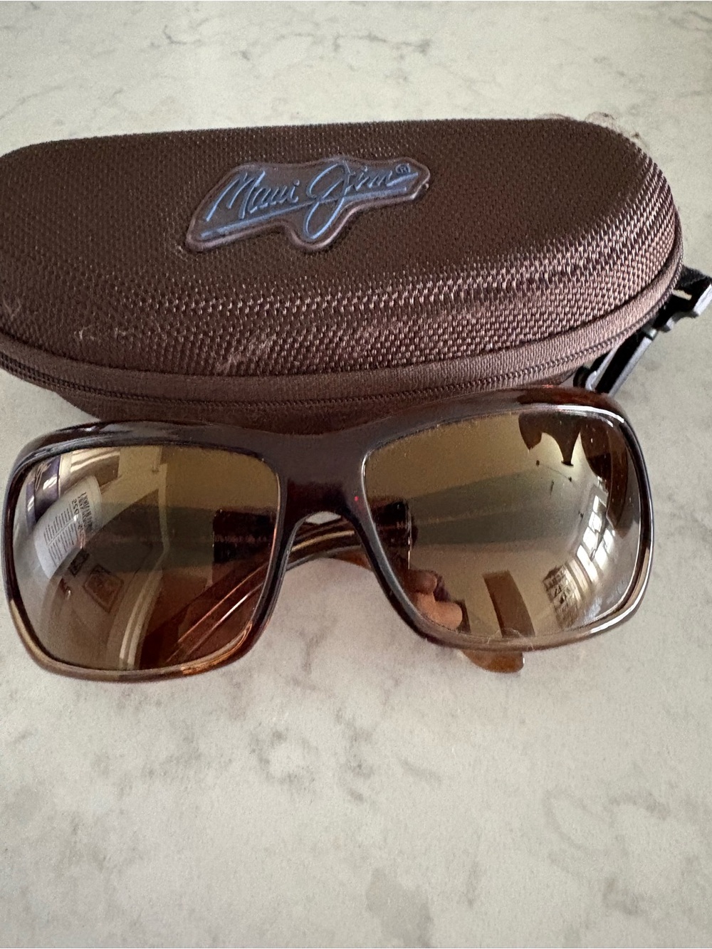Maui Jim Polarized Sunglasses - Picture 5 of 5